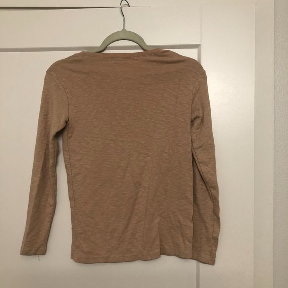 🌟LAST CALL! Natural Beige Long Sleeve Top (Small) - Picture 2 of 3